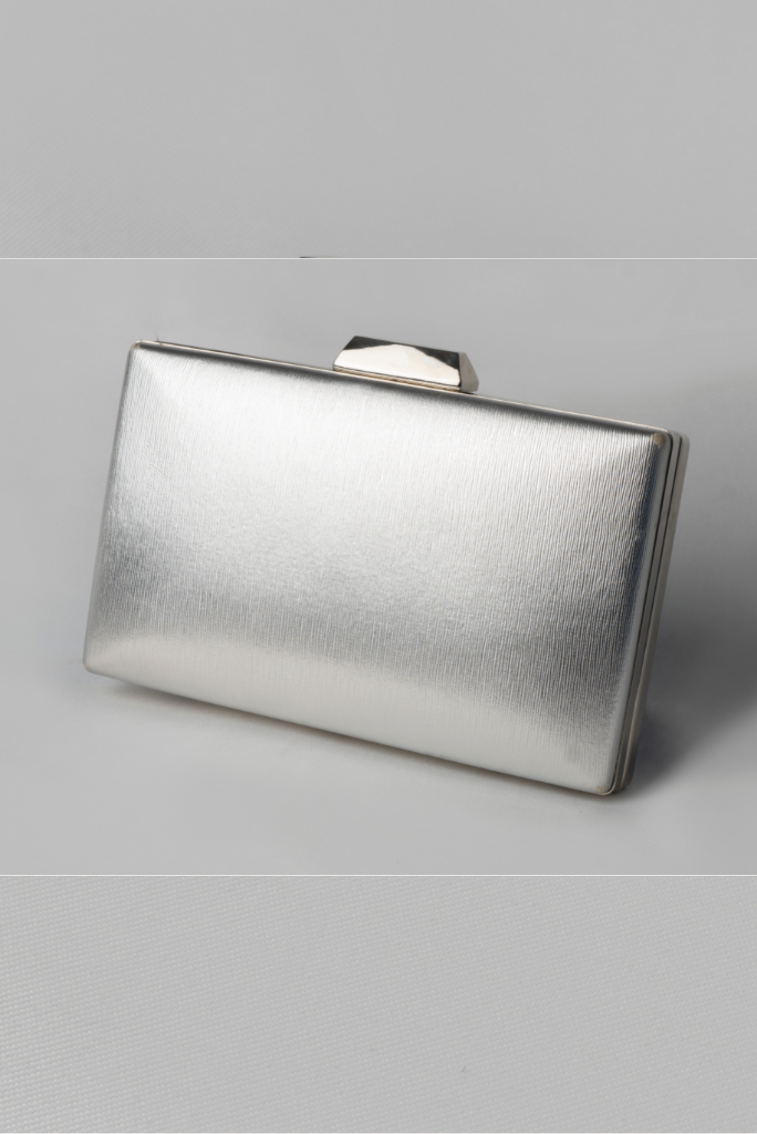 Bolso Plateado Elegance